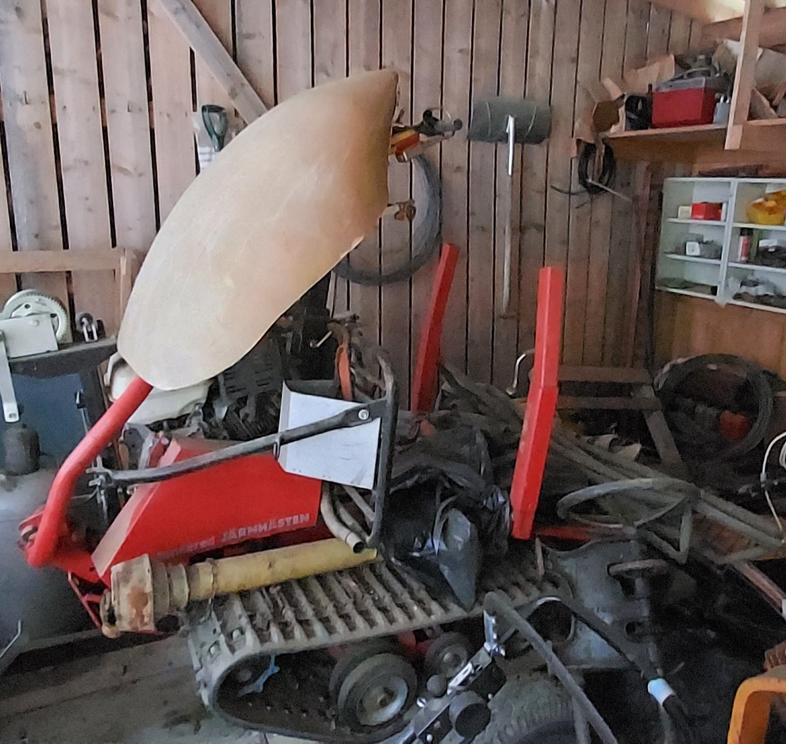 Järnhäst komplett.